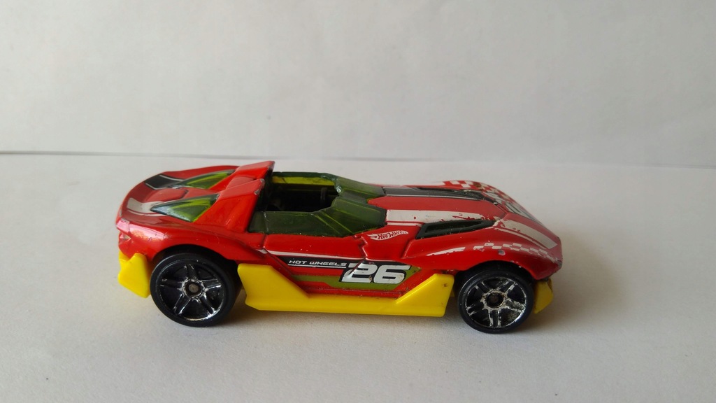 Yur so sales fast hot wheels