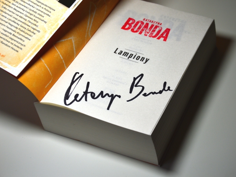 Książka "Lampiony" Katarzyna Bonda z autografem