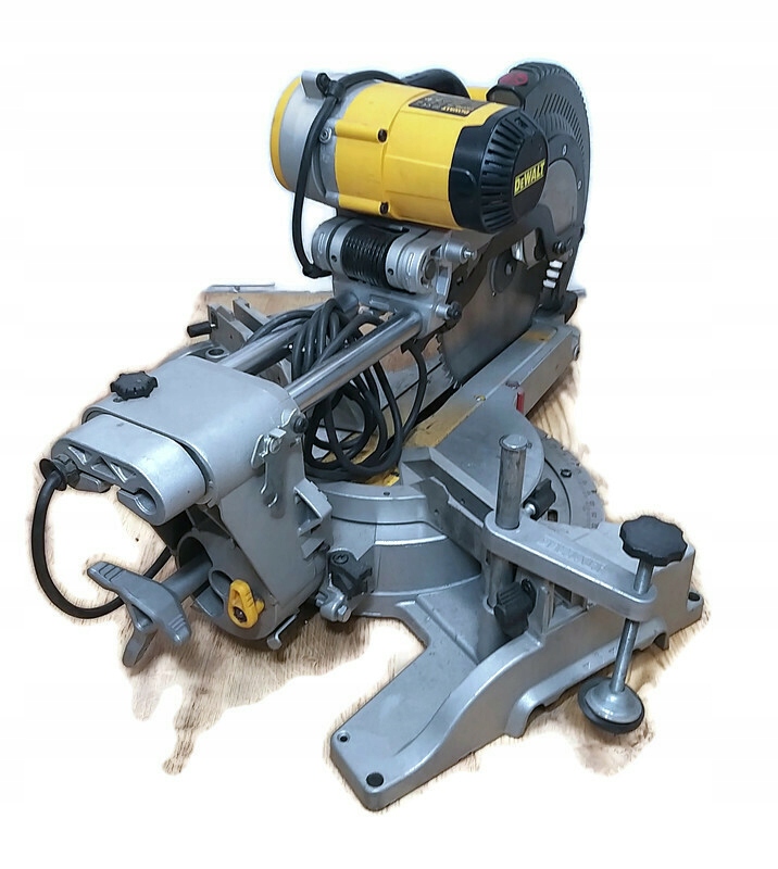 Piła ukośna DeWALT DWS780