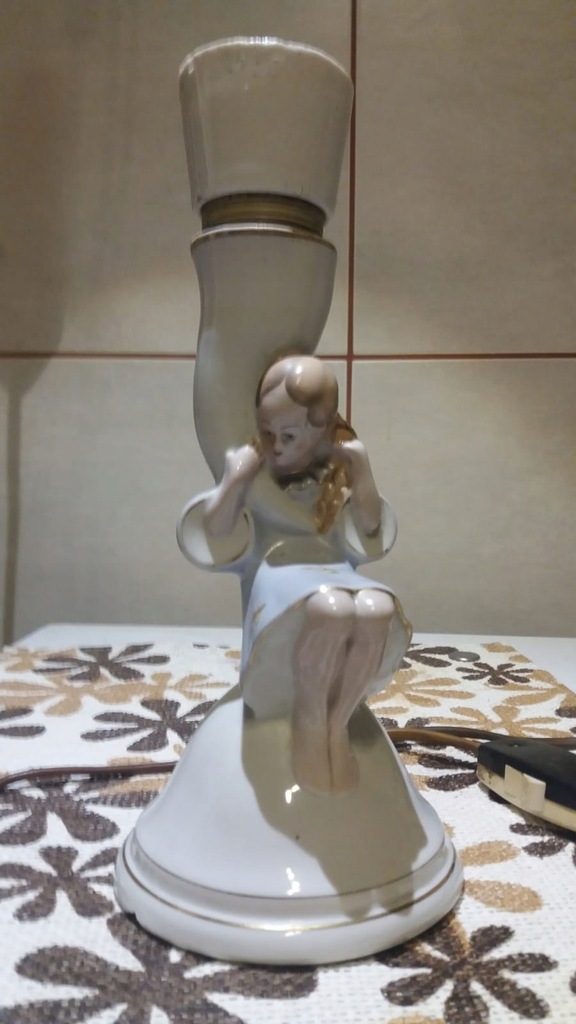 Lampa porcelanowa RÓG OBWITOŚCI-ĆMIELÓW