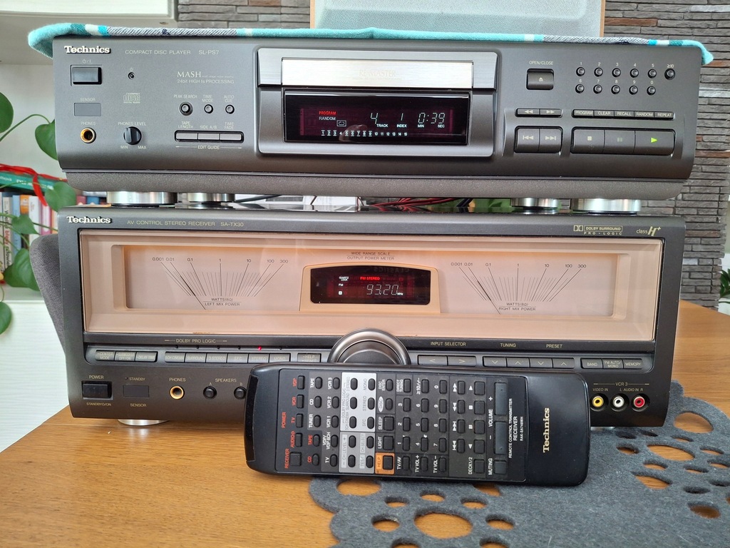 Technics SA-TX30 amplituner z pilotem