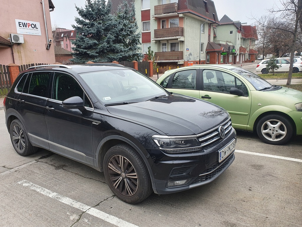 VW TIGUAN 2.0 TSI 4motion 220 KM