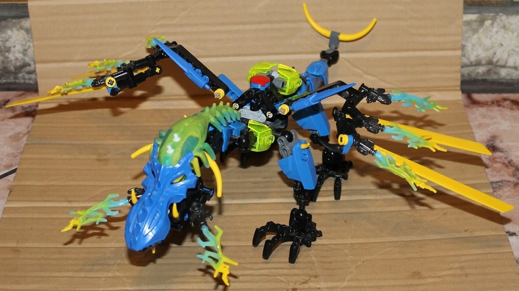 lego dragon bolt