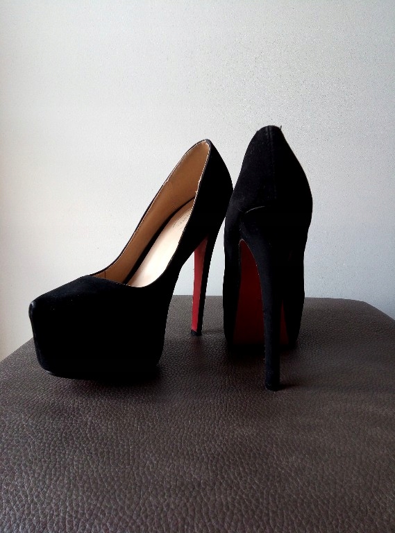 DEEZEE platformy jak louboutin 39