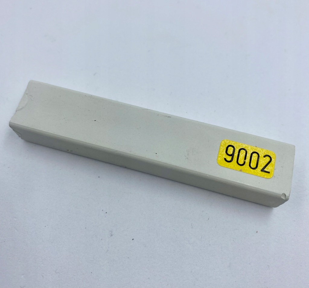 WOSK TWARDY DO RETUSZU DREWNA 9002 BIAŁY POPIELATY