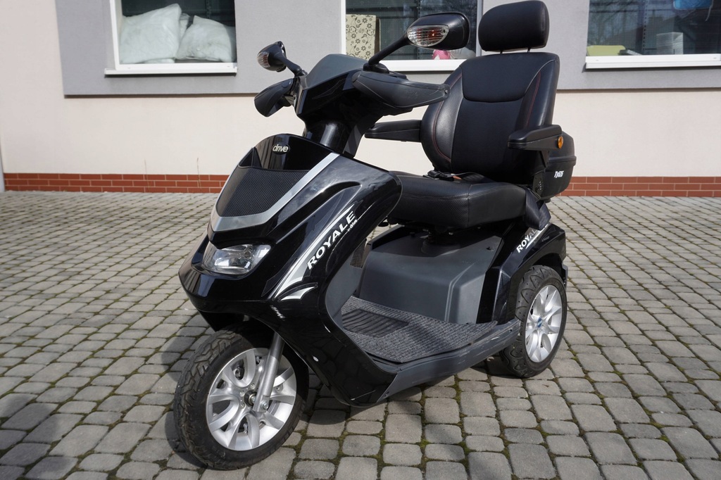 Skuter wózek inwalidzki elektryczny Drive Royale 3
