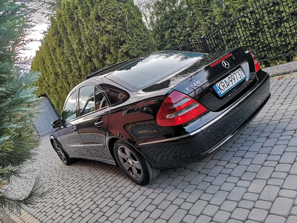 Mercedes EKlasa 3.2 CDI ! AVANTGARDE ! 2 KPL.KÓŁ