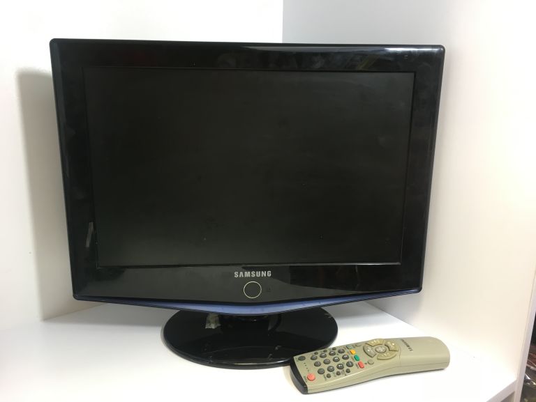 TELEWIZOR SAMSUNG LE19R71B - 8300432602 - oficjalne archiwum Allegro