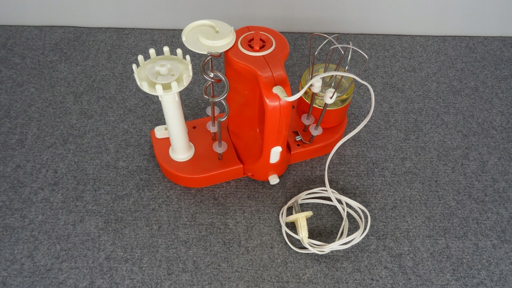 Robot kuchenny mikser zestaw dizajn