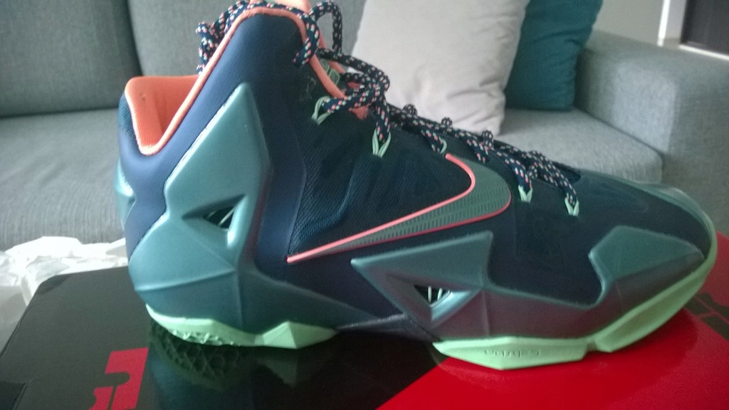 NIKE LEBRON XI 9.5 US R.43-27.5 cm MANGO/CANNON