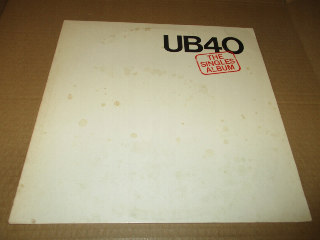 Купить UB40 АЛЬБОМ СИНГЛОВ, LP 1980, Великобритания: отзывы, фото, характеристики в интерне-магазине Aredi.ru