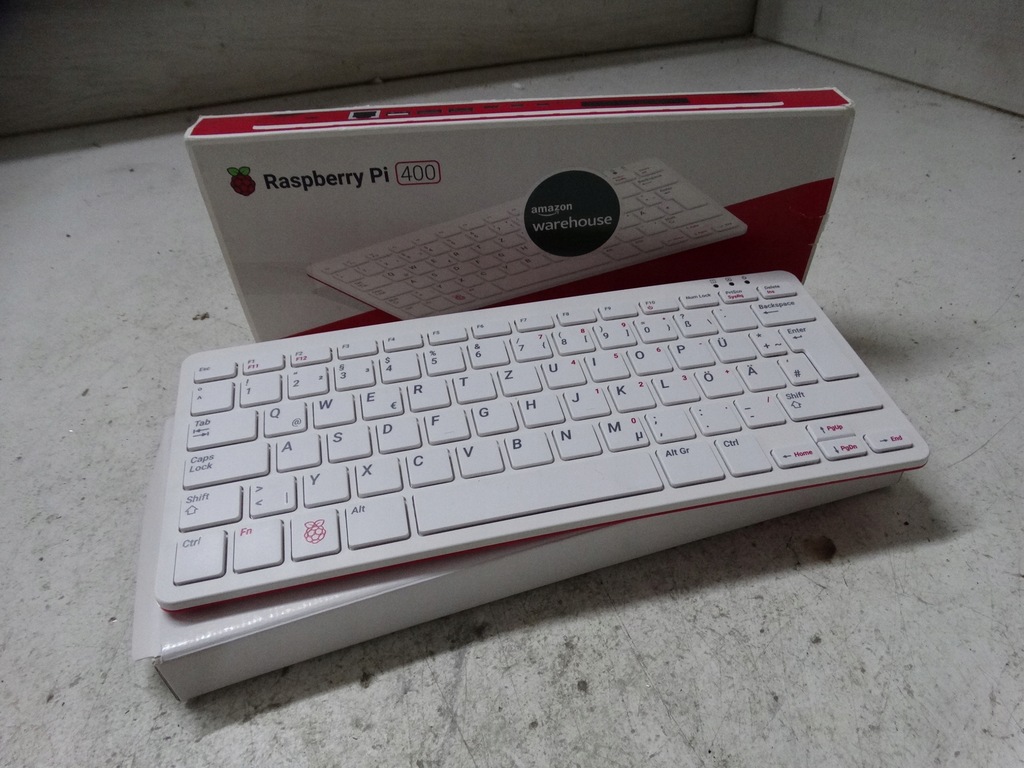 Raspberry Pi 400 WiFi Bluetooth 4GB RAM 1,8GHz
