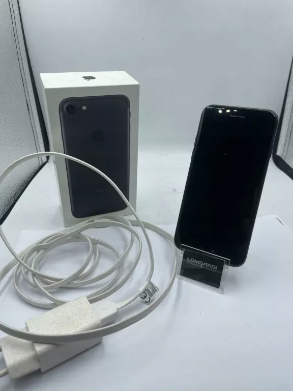 TELEFON IPHONE 7 3GB/ 32GGB