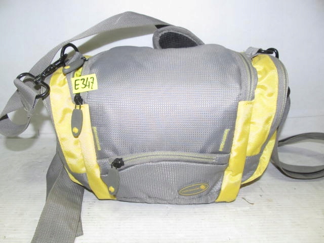 TORBA NA SPRZĘT FOTOGRAFICZNY WORLD TRAVELLER - NR E347