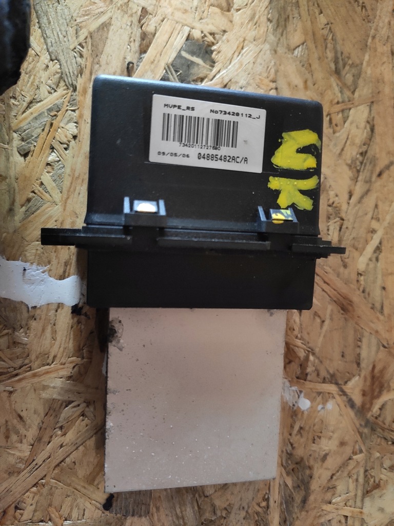 Jeep Grand Cherokee WK 3.0 CRD Rezystor opornica 9138135726