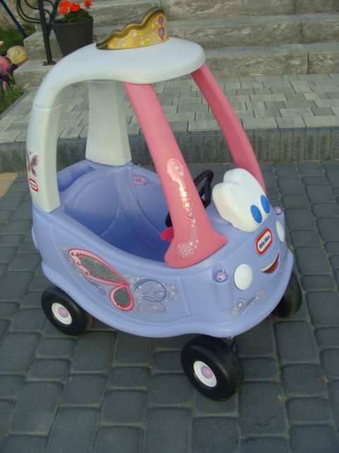 samochód jeździk Little Tikes