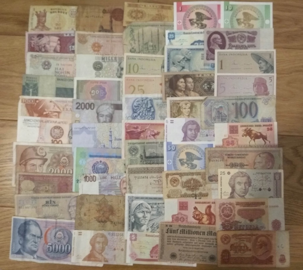 ZESTAW BANKNOTÓW ŚWIATA - 100 SZTUK