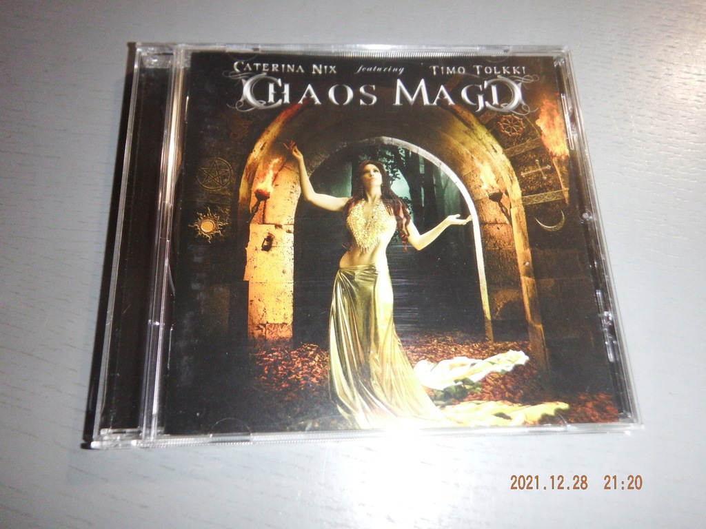 CHAOS MAGD / Timo Tolki /