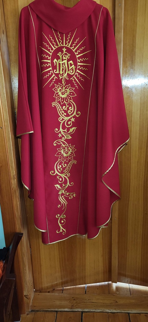 Ornat szata liturgiczna czerwony haftowany
