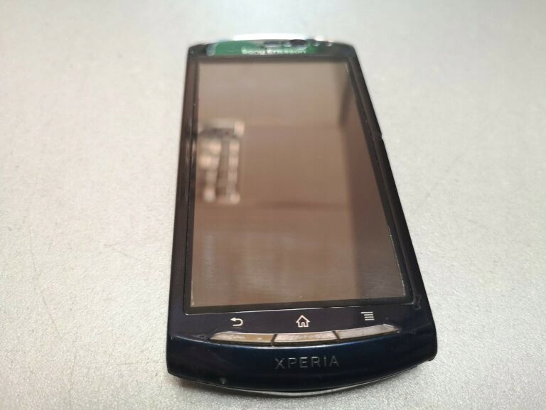 TELEFON SONY ERICSSON MT11I