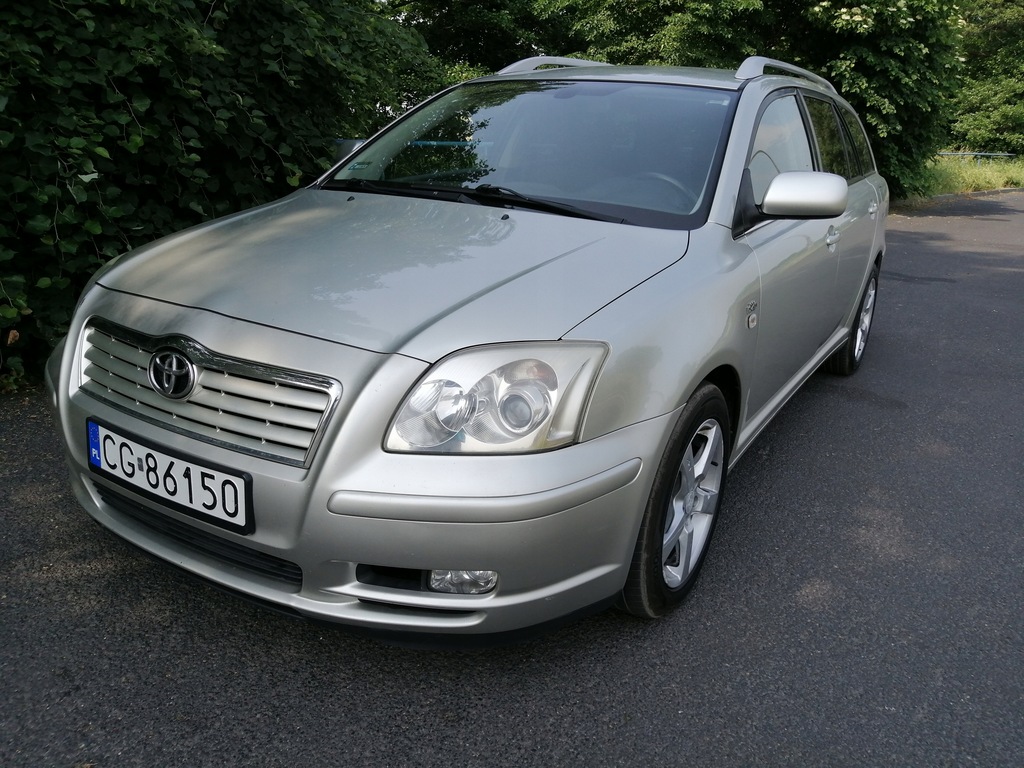 Toyota Avensis T25 2.0 D4D 116 km 2004 rok