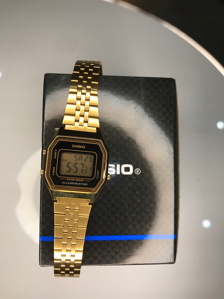 CASIO Illuminator LA680 zegarek cyfrowy złoty