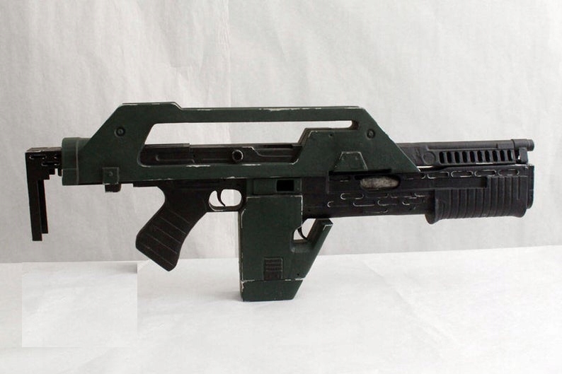Купить Импульсная винтовка M41-A Alien ALIEN Картонная модель 1:1: отзывы, фото, характеристики в интерне-магазине Aredi.ru