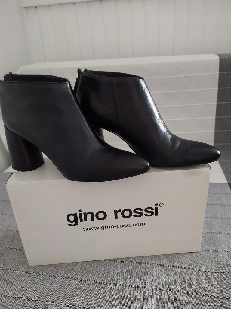 GINO ROSSI - botki 38