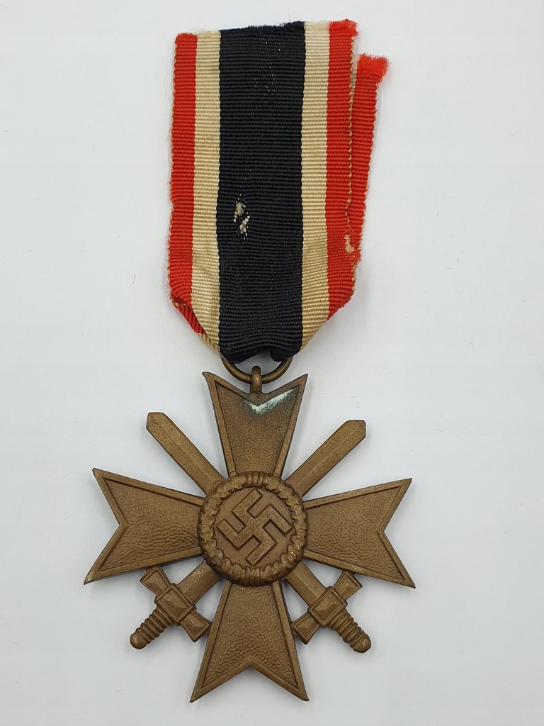 III Rzesza Krzyż Zasługi Wojennej z Mieczami KVK 2