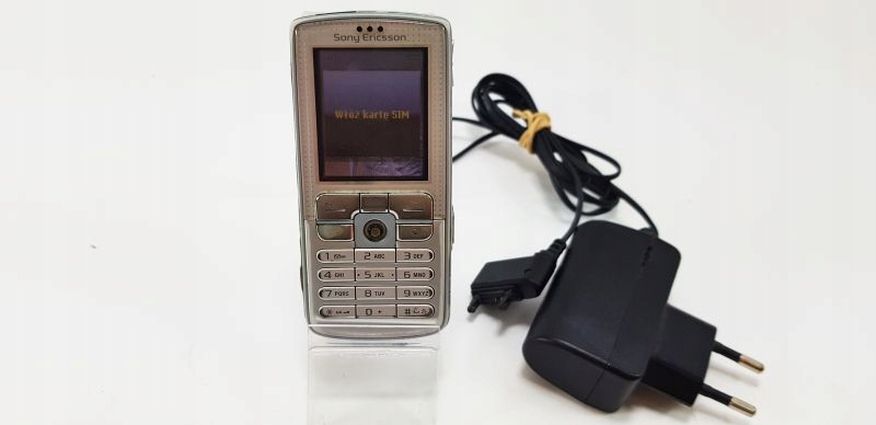 SONY ERICSSON D750I Z ŁADOWARKĄ