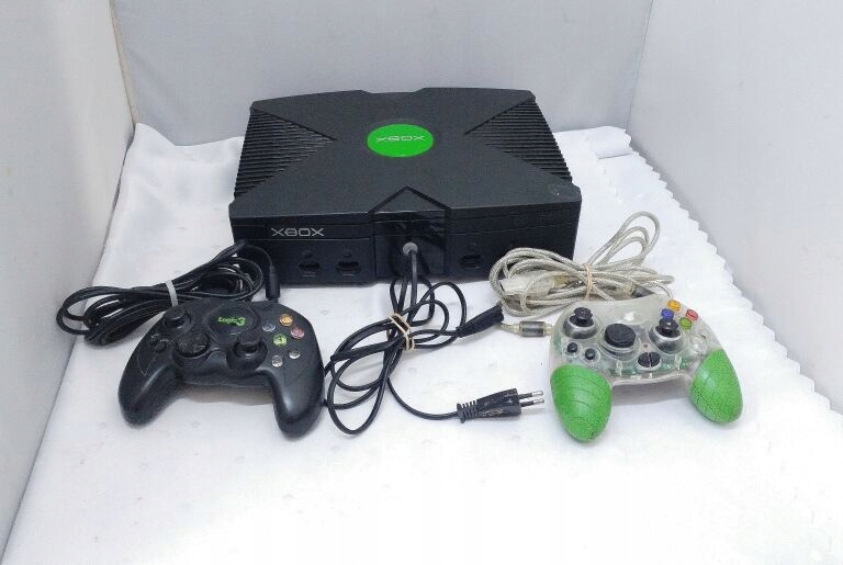 XBOX VIDEO GAME SYSTEM + 2 PADY