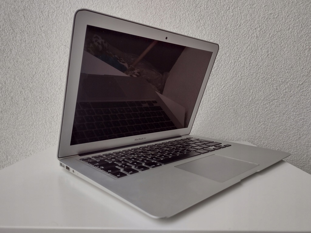 MacBook Air A1466 i5 128 SSD 4 GB RAM od 1 ZŁ!!!