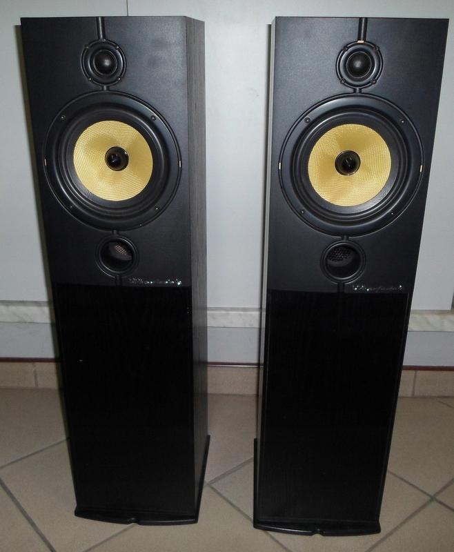 KOLUMNY WHARFEDALE DIAMOND 8.3