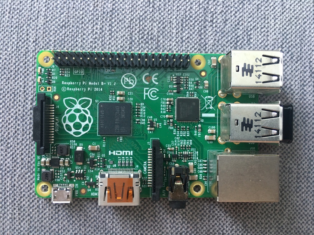 Raspberry Pi 1 Model B+ 2014 + WiFi ASUS gratis