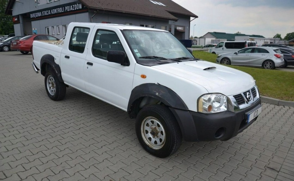 Nissan Navara 2.5D 4x4 import Francja - bez ...
