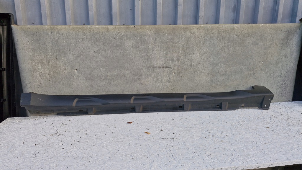 SUBARU OUTBACK V LISTWA PROGOWA PRAWA 91112AL460