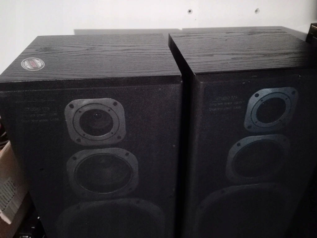 jamo studio 170 kolumny podłogowe 170w