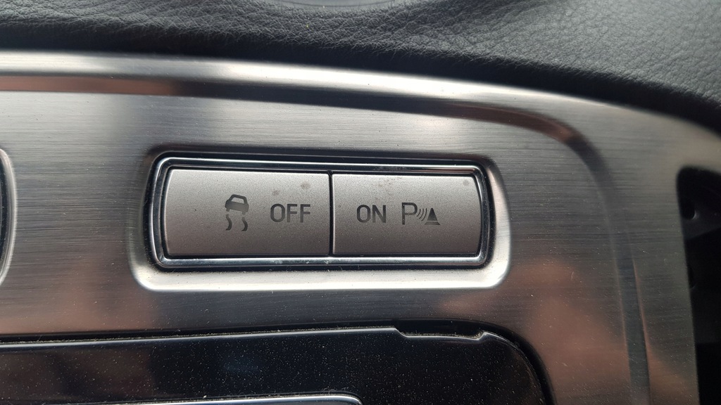 Przycisk ESP czujników parkowania Ford Mondeo MK4