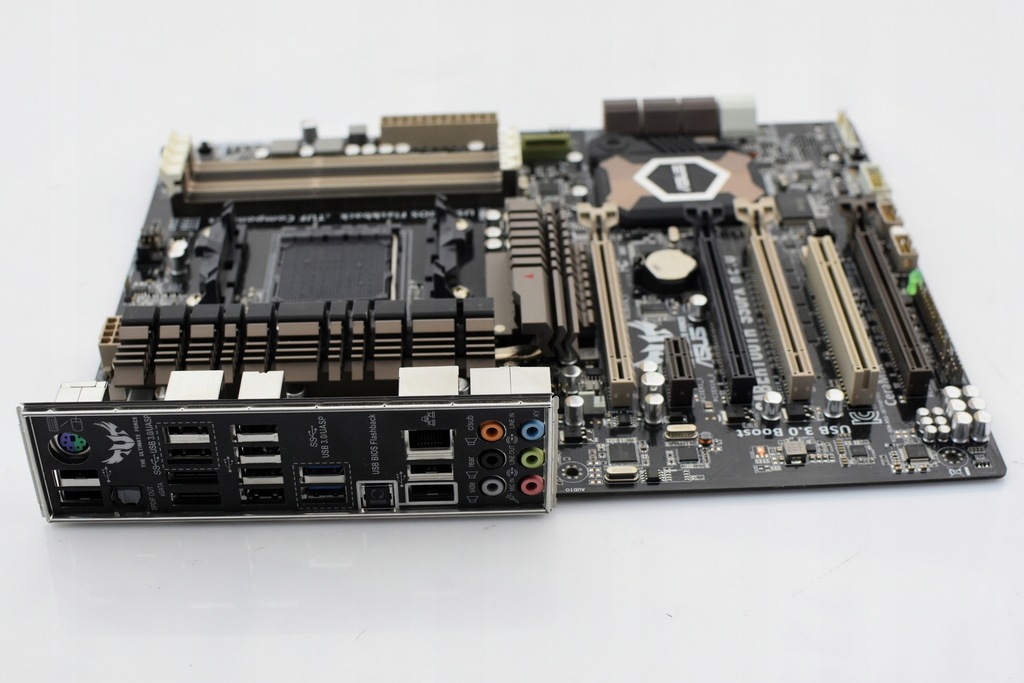 Купить Гарантия магазина ASUS SABERTOOTH 990FX R2.0: отзывы, фото, характеристики в интерне-магазине Aredi.ru