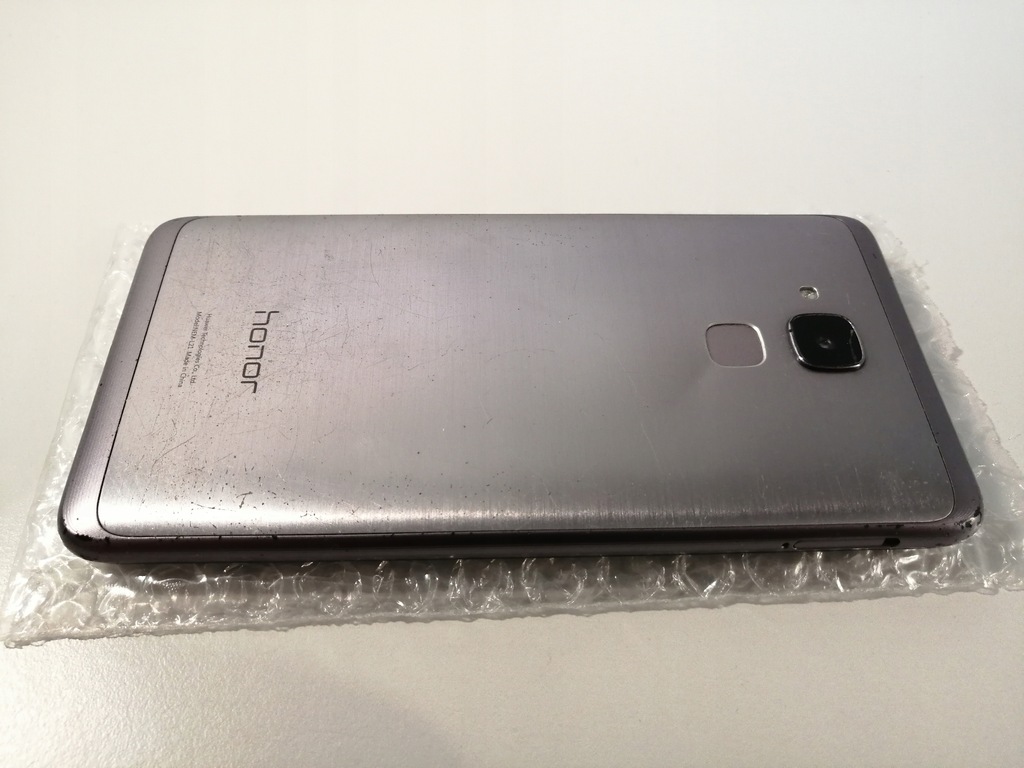 Купить Смартфон Honor 7 Lite 2 ГБ/16 ГБ: отзывы, фото и характеристики на  Aredi.ru (10225009268)