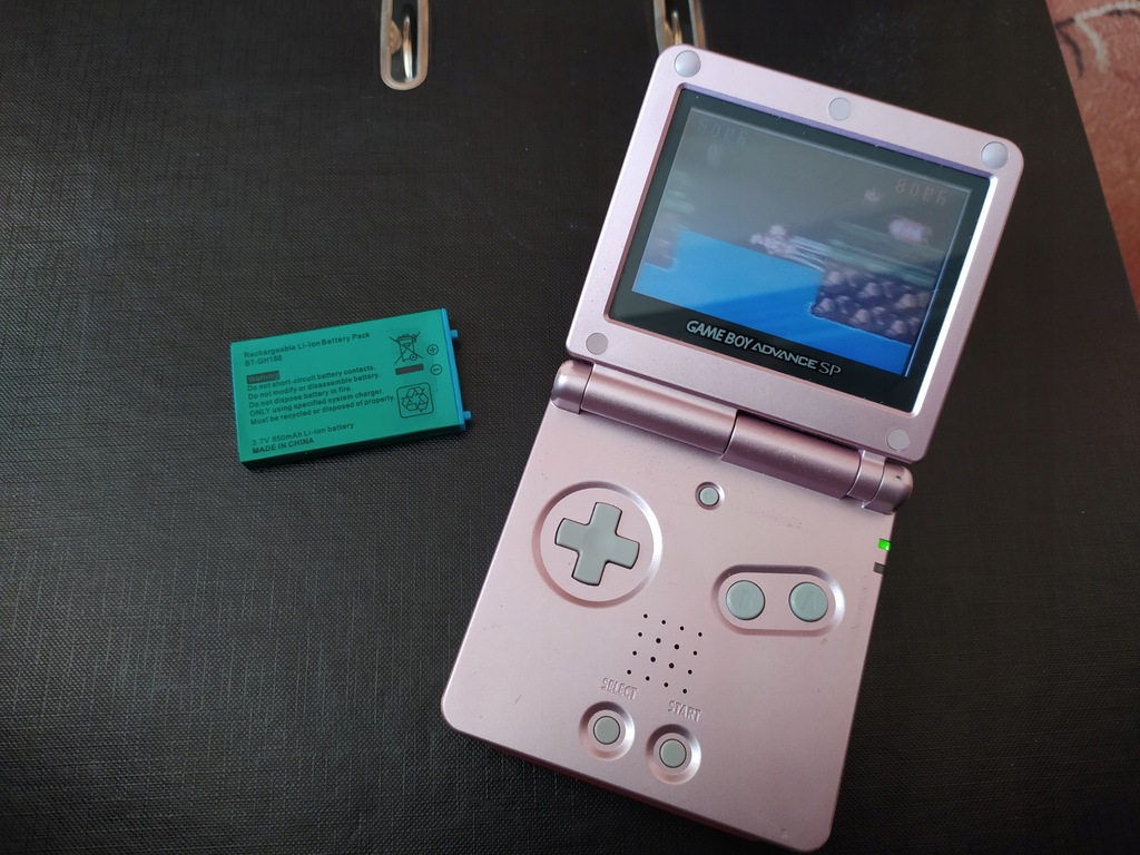 Game Boy Advance SP + nowa bateria