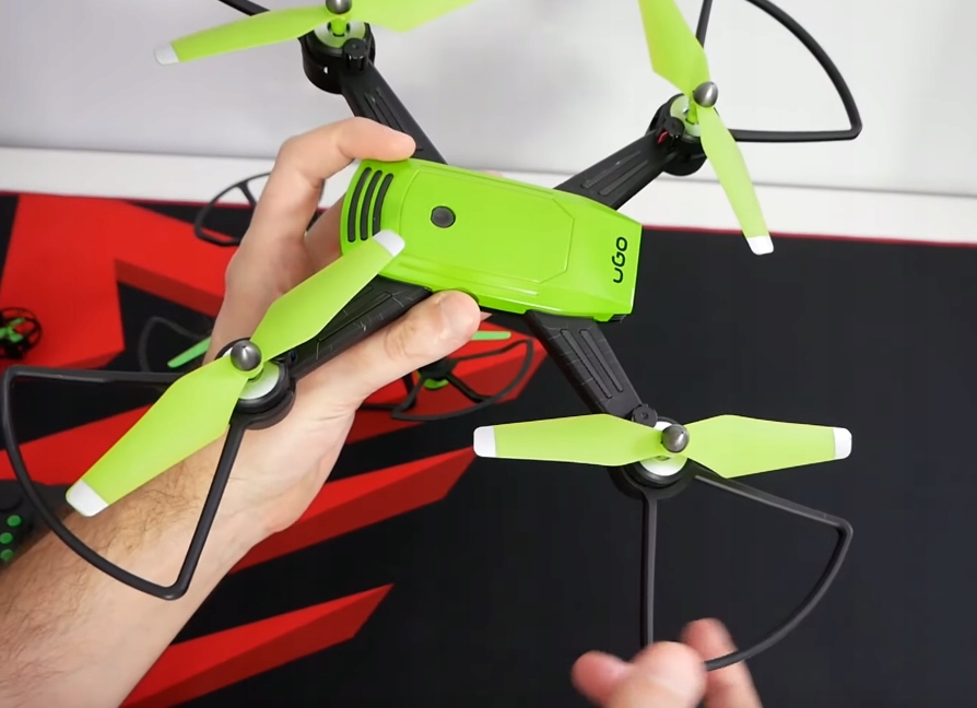 Dron ugo clearance mistral 2.0