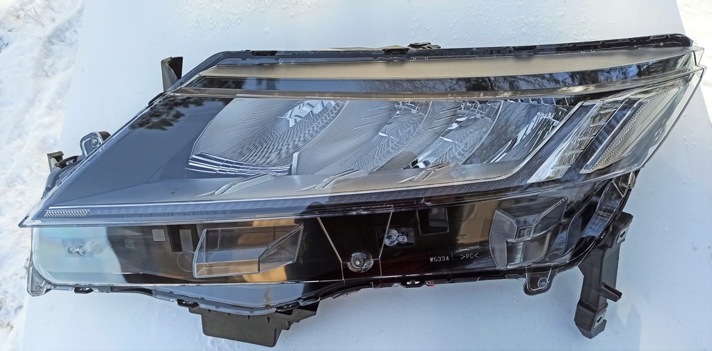 MITSUBISHI ASX LAMPA PRZEDNIA LEWA FULL LED 10200378239