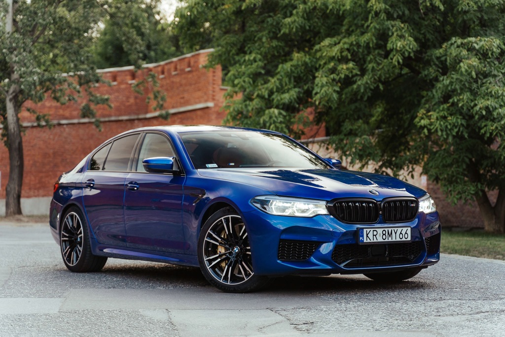 Купить BMW M5 Individual, фейслифтинг, совершенство: отзывы, фото, характеристики в интерне-магазине Aredi.ru