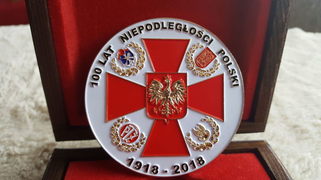 Medal 100 lat niepodległości Polski