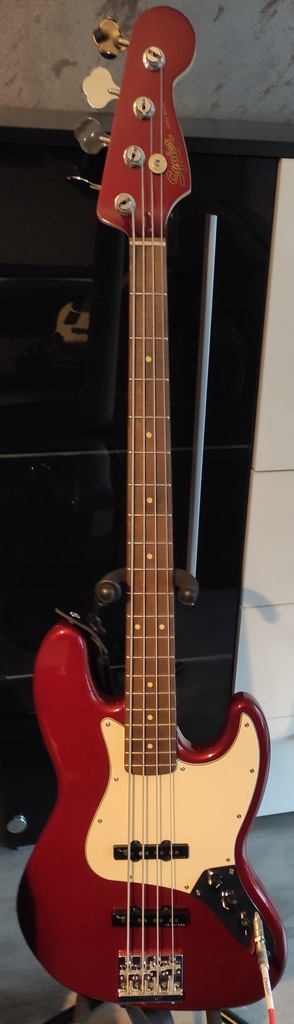 Fender Squier Contemporary Jazz BassosprzętFendera