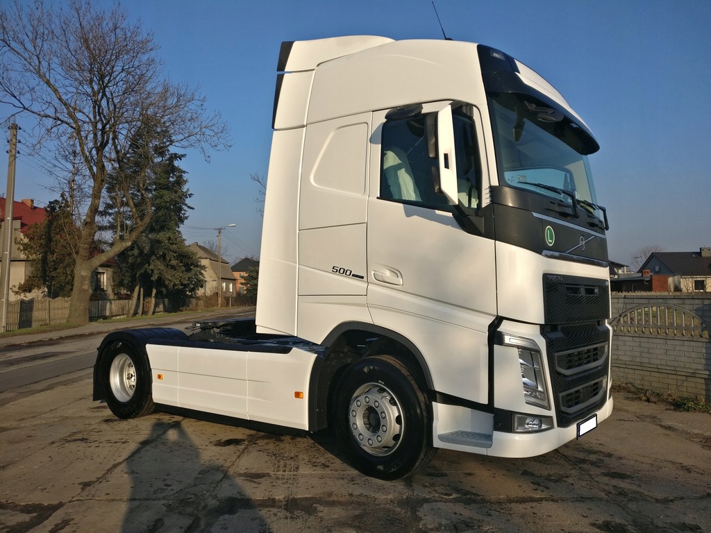 Ciągnik siodłowy Volvo FH 500 pierw.rej. 01/19