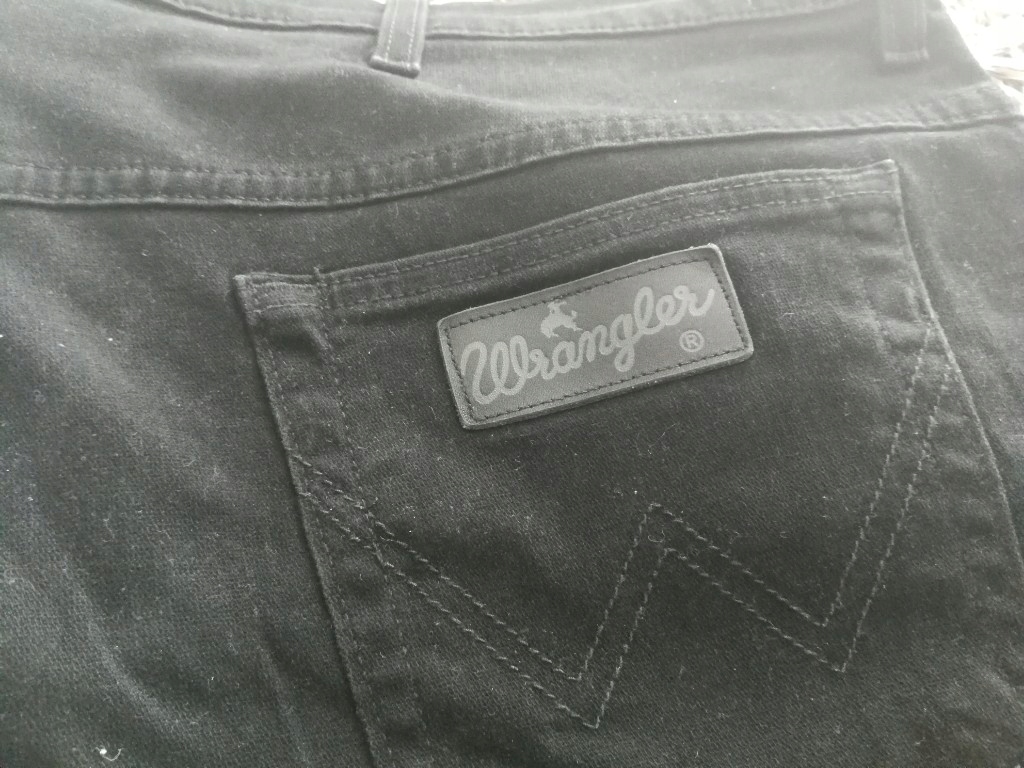 Wrangler w46 l34