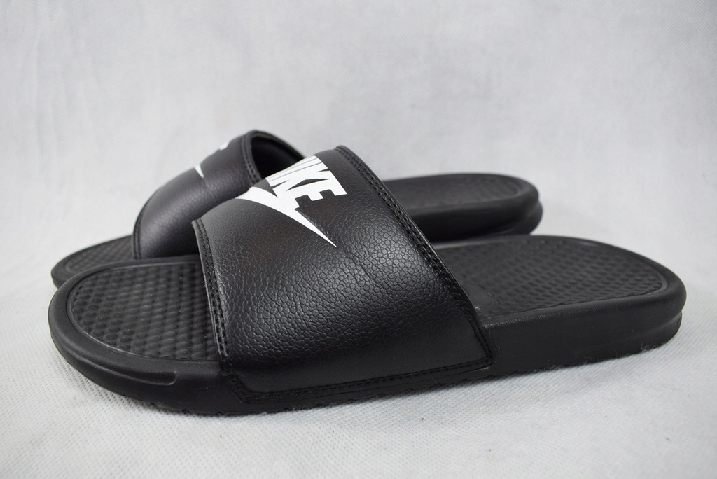 NIKE Benassi - Klapki (44)