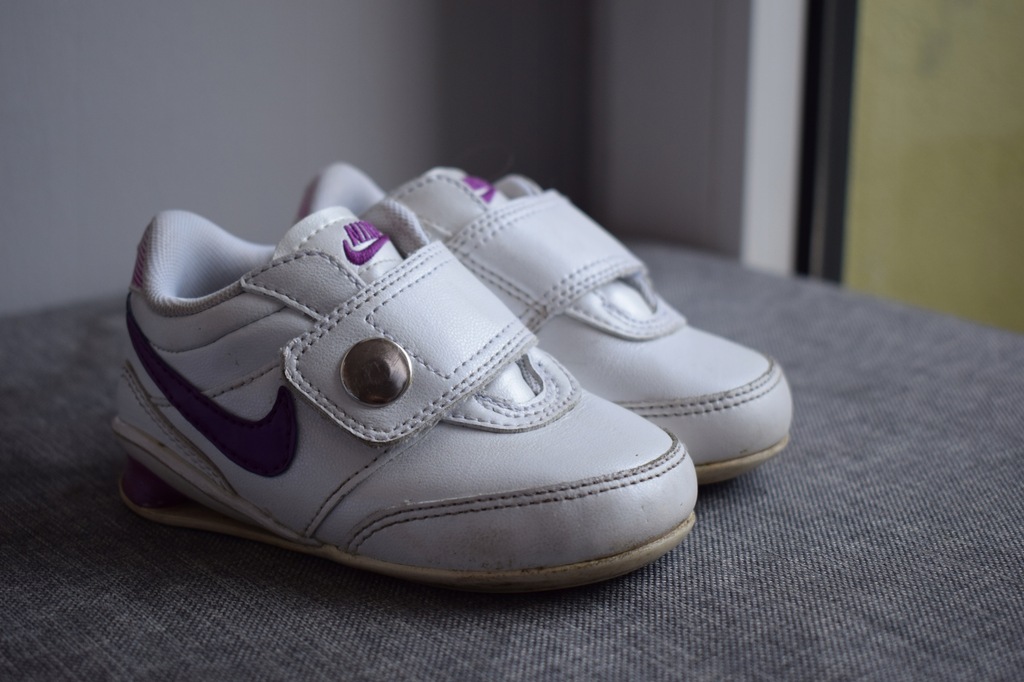 Buty niemowlece Nike roz 21